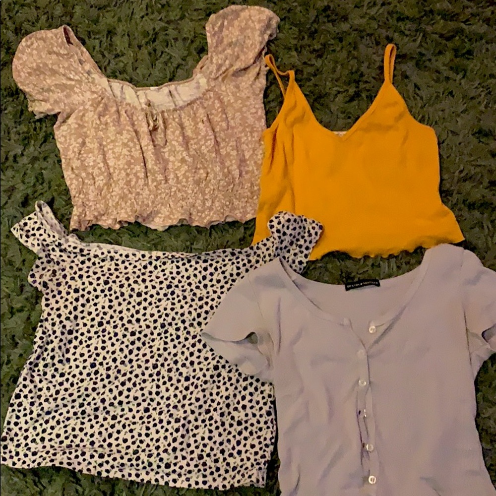 Shirt bundle! Brandy Melville & urban outfitters